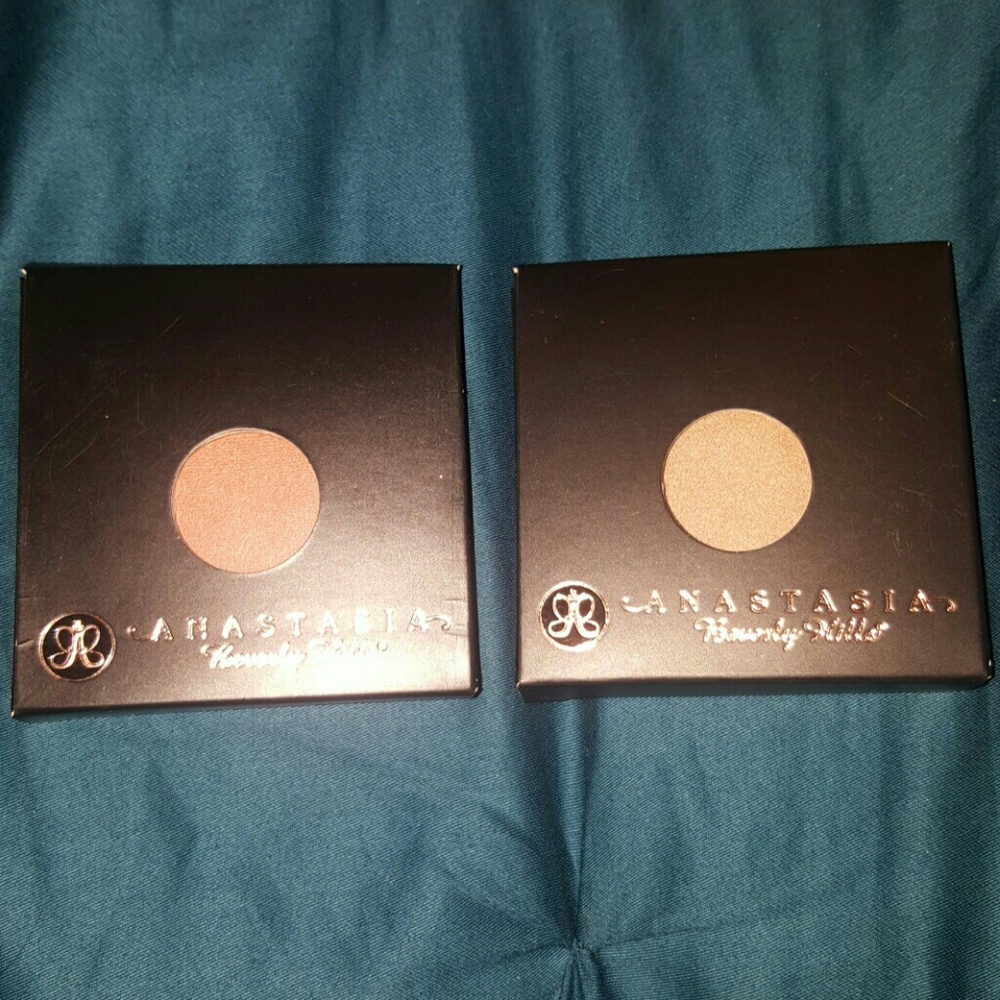 Anastasia Beverly Hills eyeshadow singles - Picture 1 of 3